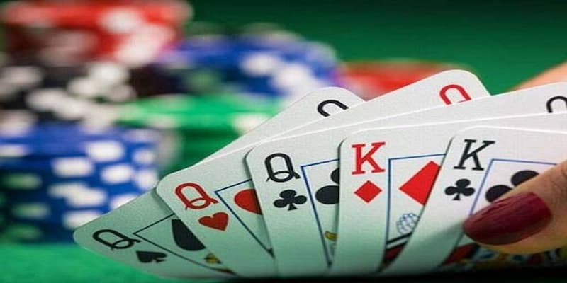 Bí kíp chơi phỏm tá lả mẹo nâng cao kỹ năng